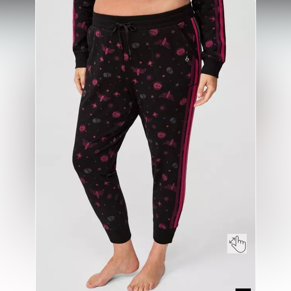 Torrid Active Set - image 3